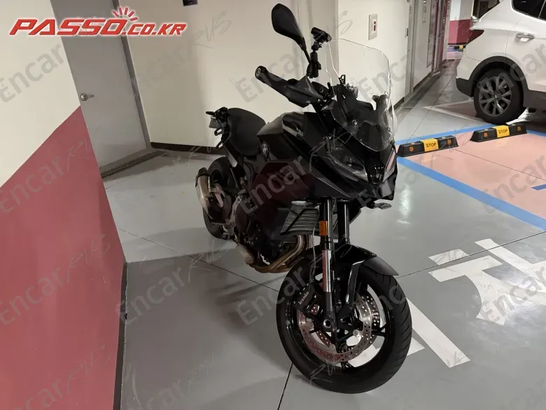 Bmw F 900 Xr - фото 0