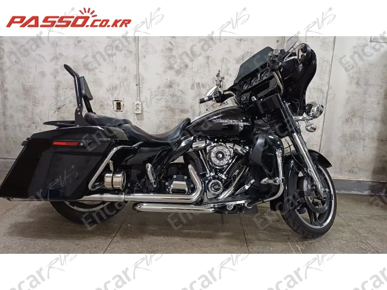 HARLEY-DAVIDSON FLHX - фото 0