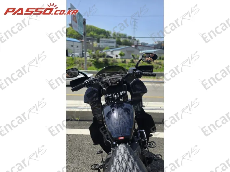 Harley-Davidson Street Bob 114 - фото 2