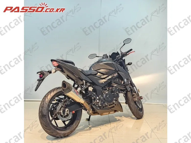 Suzuki Gsx S 750 - фото 2