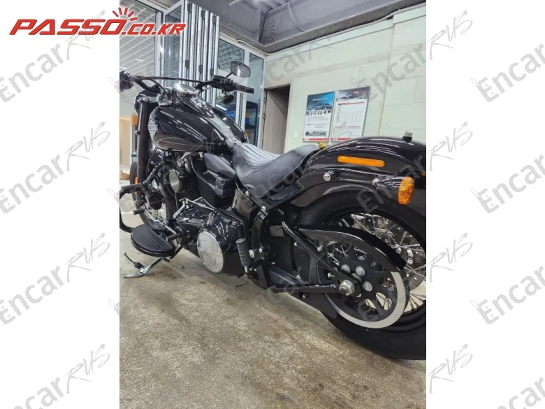 Harley-Davidson Softail Slim - фото 3