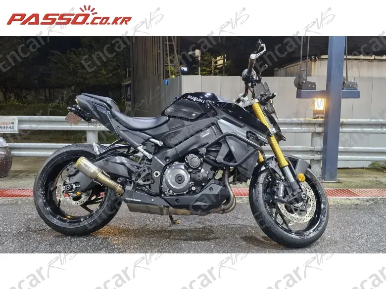 Suzuki Gsx S 1000