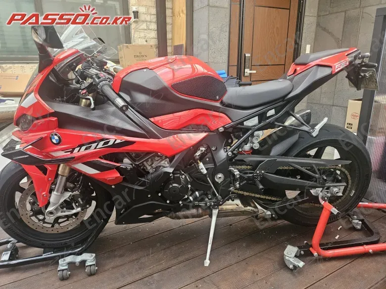 BMW S 1000 RR - фото 1