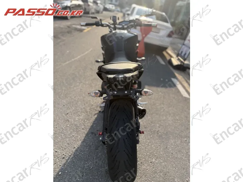Yamaha Mt 09 - фото 2