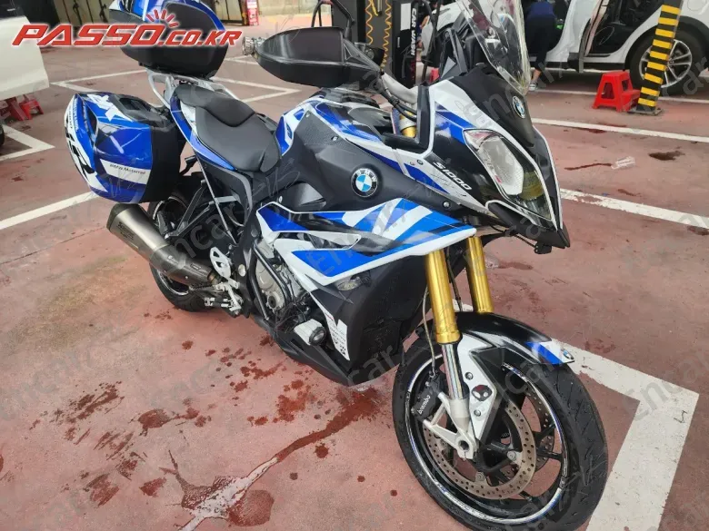 BMW S 1000 XR - фото 0