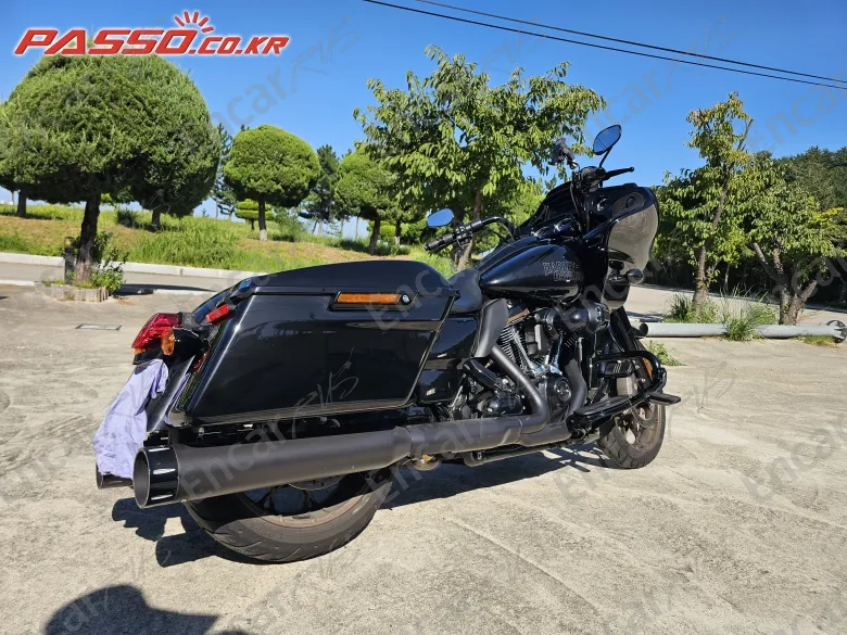 HARLEY-DAVIDSON ROAD GLIDE ST - фото 6