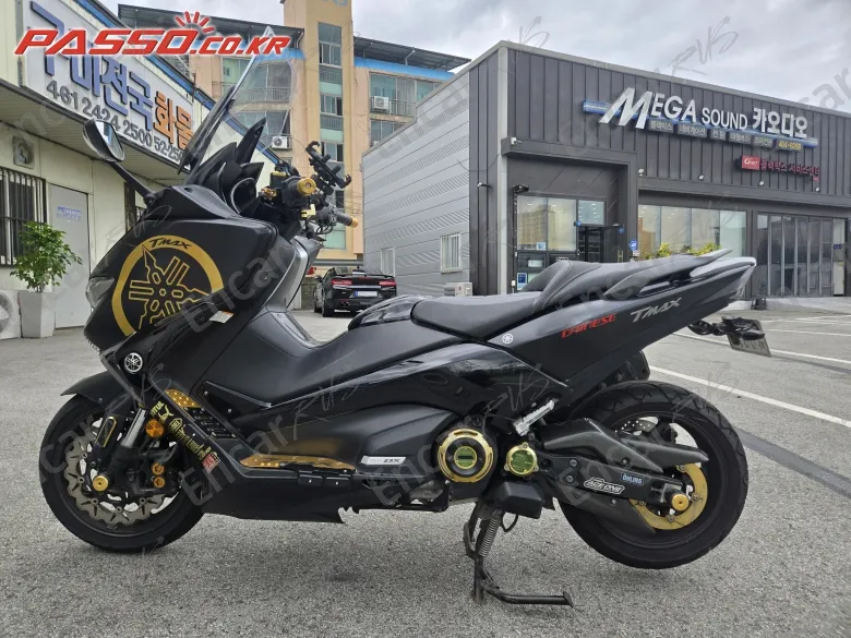 YAMAHA T MAX DX - фото 1