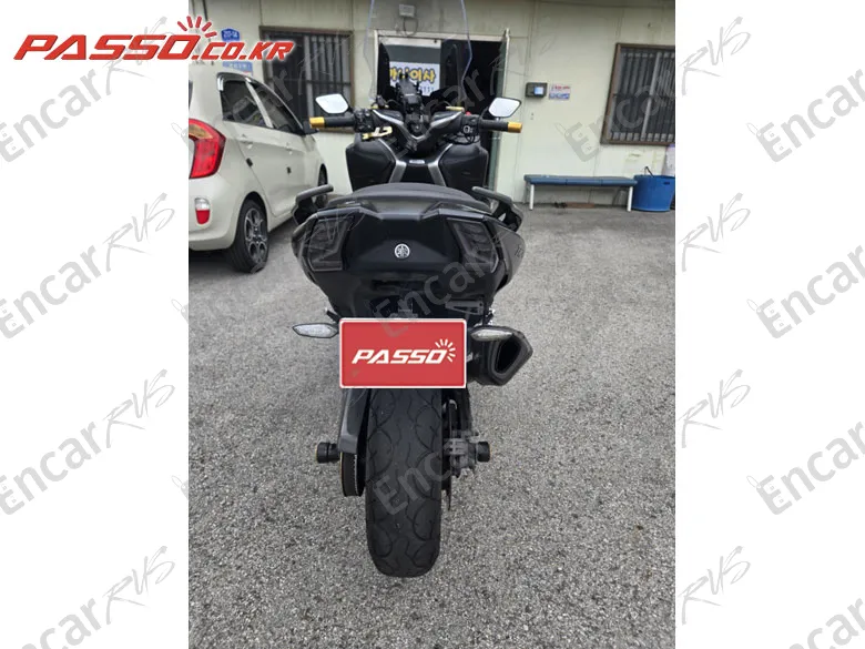 YAMAHA T MAX DX - фото 2