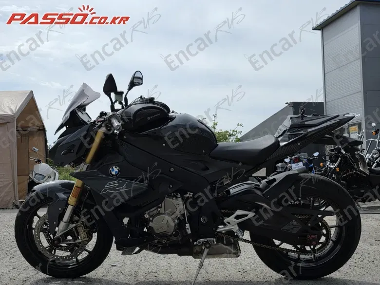 Bmw S 1000 R - фото 1