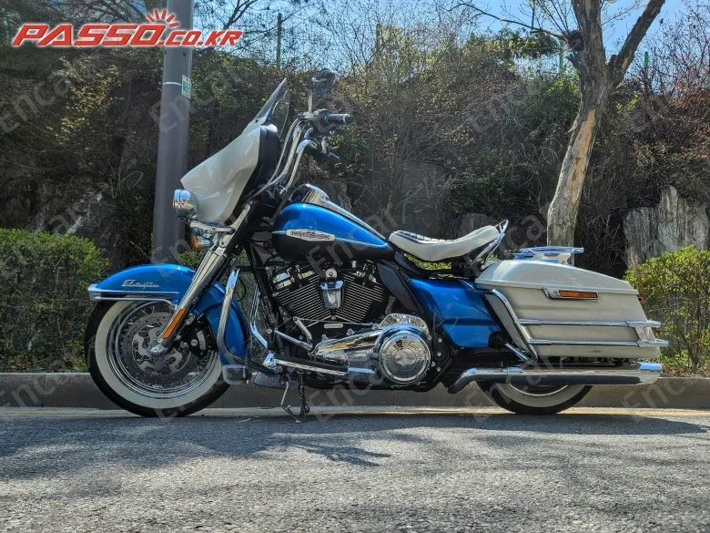 Harley-Davidson Electra Glide Revival - фото 1