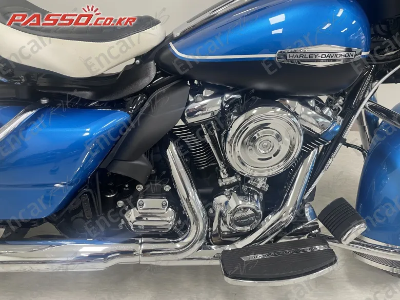 Harley-Davidson Electra Glide Revival - фото 3