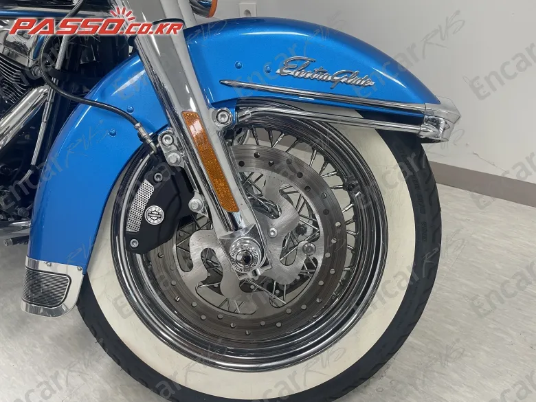 Harley-Davidson Electra Glide Revival - фото 4