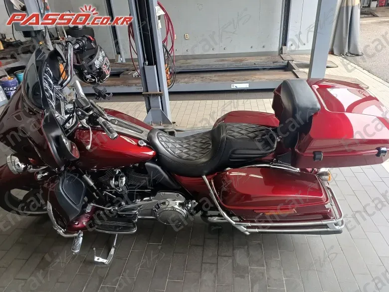 HARLEY-DAVIDSON FLHX - фото 1