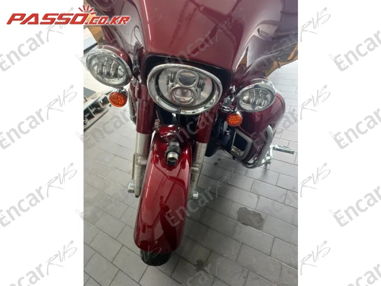 HARLEY-DAVIDSON FLHX - фото 6