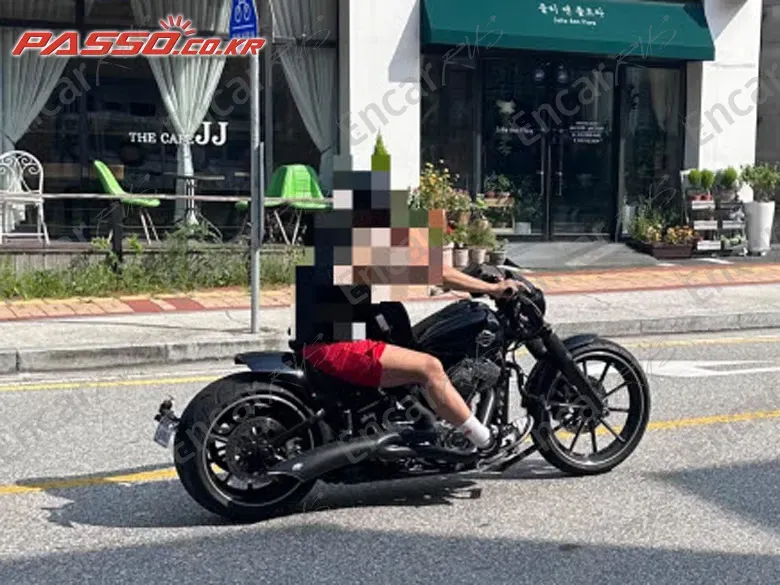 Harley-Davidson Breakout