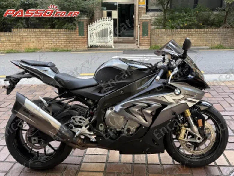 BMW S 1000 RR
