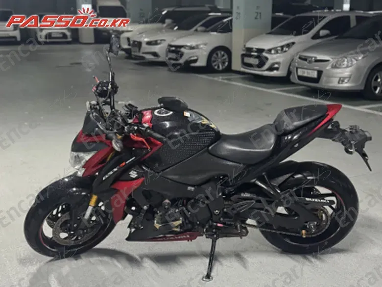 SUZUKI GSX S 1000 - фото 0