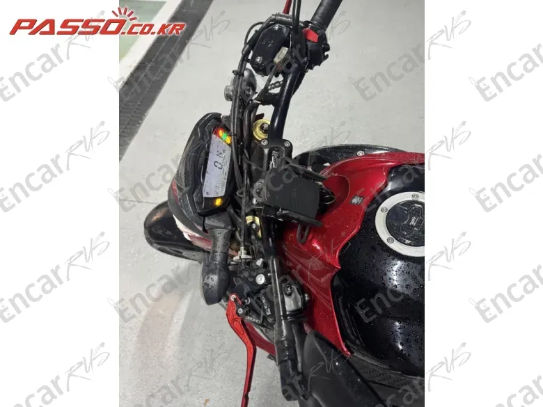 SUZUKI GSX S 1000 - фото 3