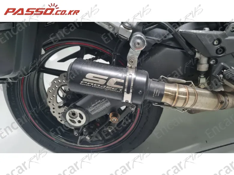KAWASAKI Z 1000 SX - фото 6
