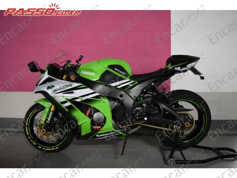Kawasaki Zx 10 R - фото 1