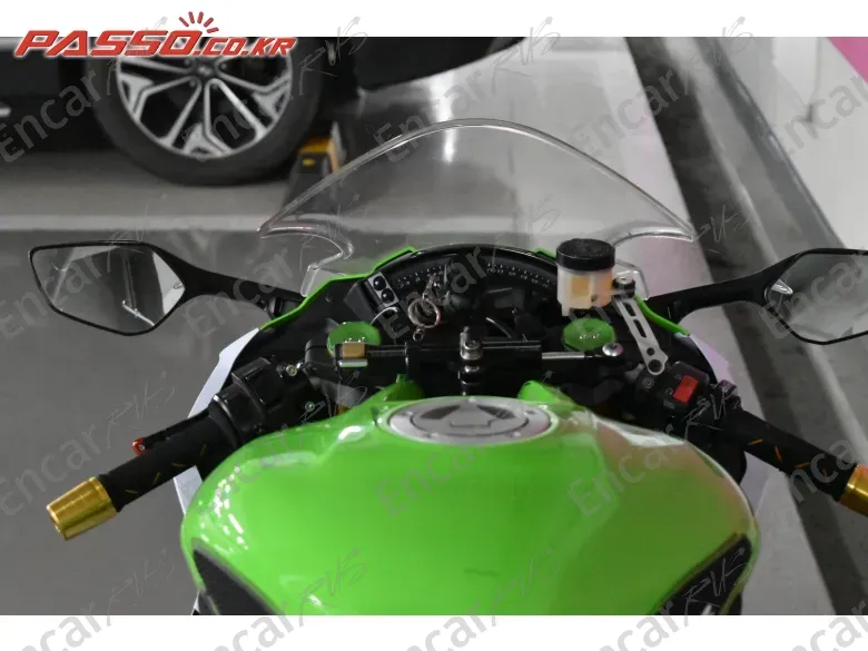 Kawasaki Zx 10 R - фото 3