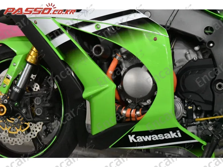 Kawasaki Zx 10 R - фото 4