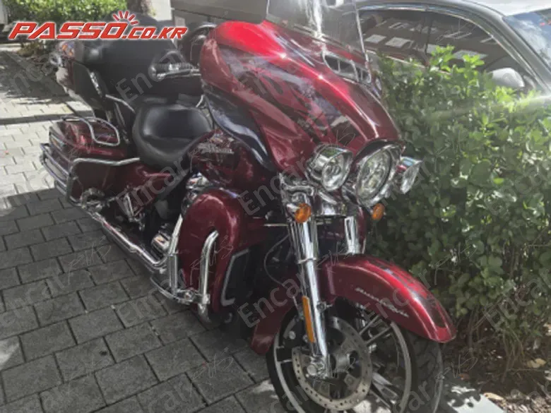 HARLEY-DAVIDSON FLHXS STREET GLIDE SPECIAL - фото 0