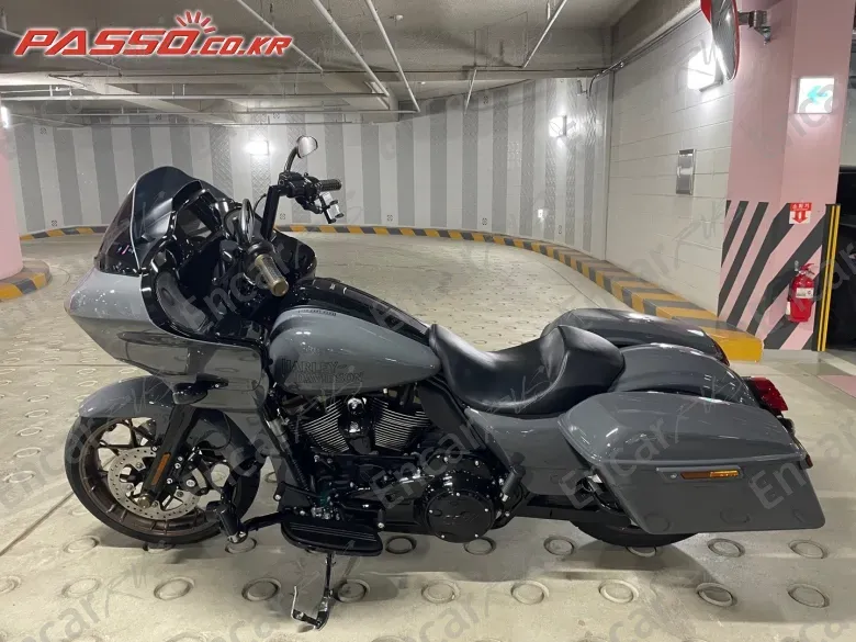HARLEY-DAVIDSON ROAD GLIDE ST - фото 1