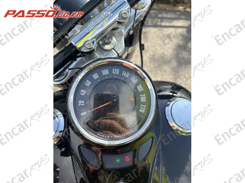 HARLEY-DAVIDSON SOFTAIL SLIM - фото 4