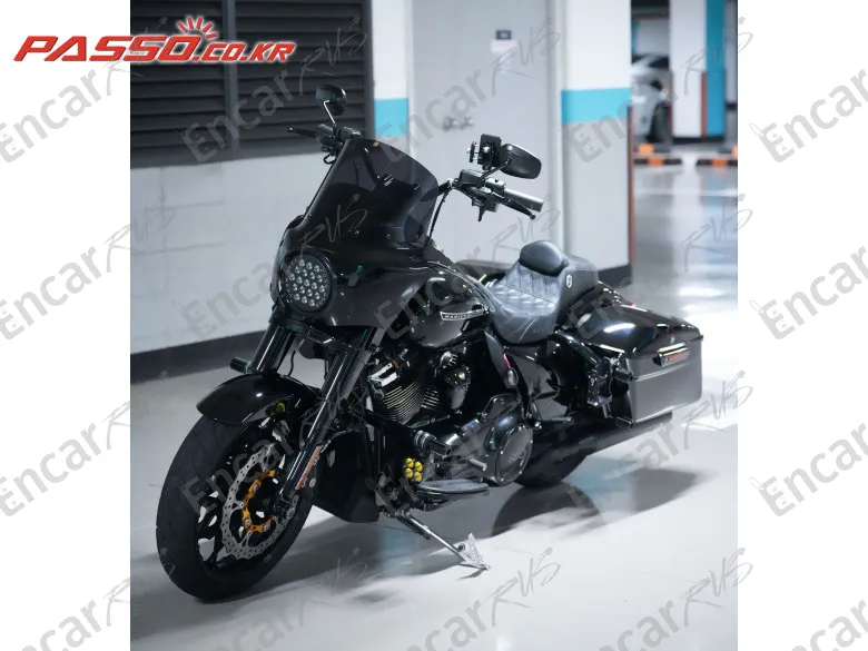 HARLEY-DAVIDSON ROAD KING SPECIAL - фото 4