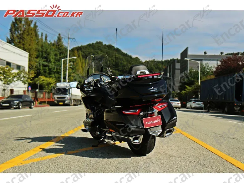 HONDA GOLDWING TOUR DCT AIRBAG - фото 2