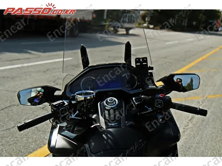 HONDA GOLDWING TOUR DCT AIRBAG - фото 3