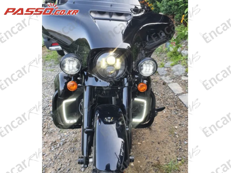 HARLEY-DAVIDSON FLHXS STREET GLIDE SPECIAL - фото 2