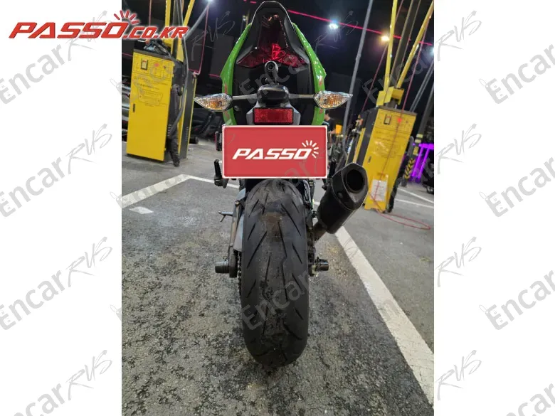 KAWASAKI ZX 6 R - фото 2