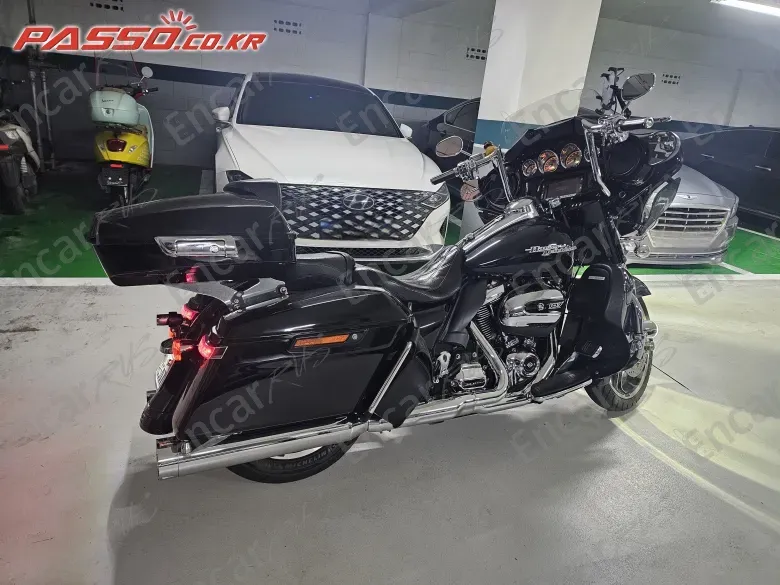 HARLEY-DAVIDSON FLHXS STREET GLIDE SPECIAL - фото 0