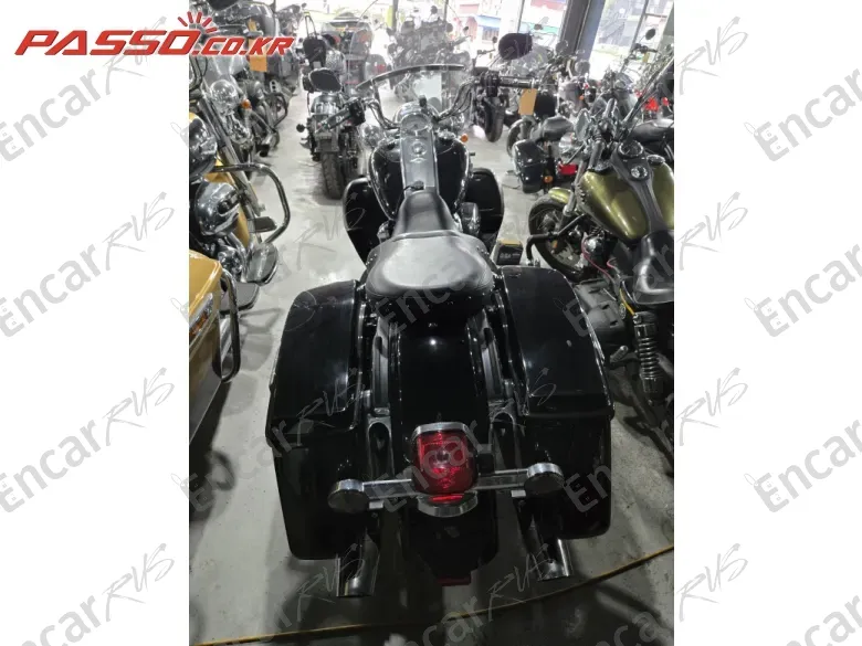 HARLEY-DAVIDSON FLHR - фото 2