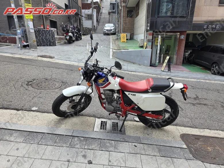 HONDA FTR - фото 1