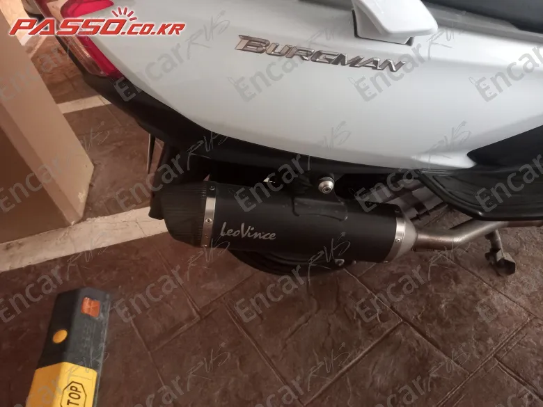 Suzuki Burgman 650 Executive - фото 5