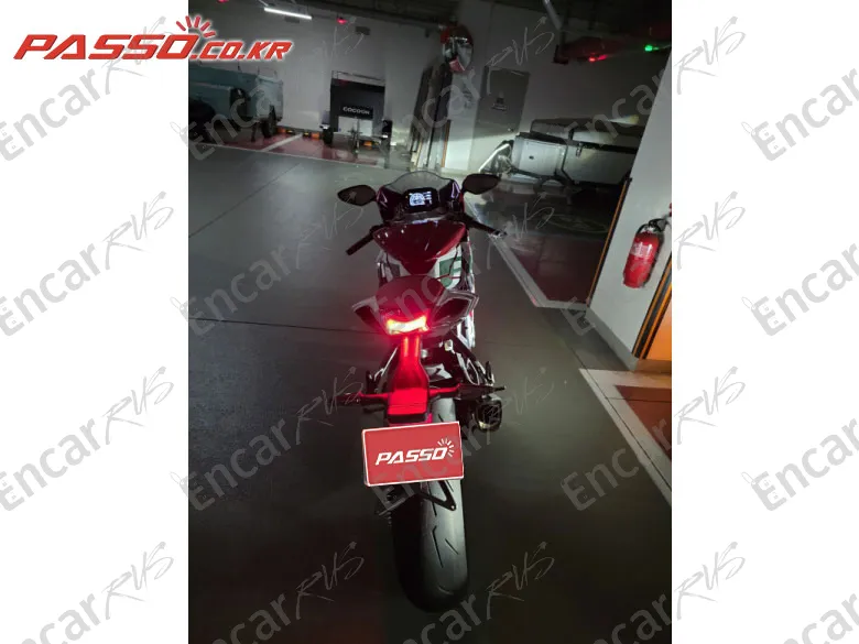 MV AGUSTA F3 800 - фото 2