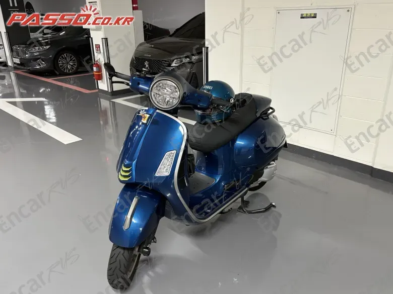 Vespa Gts 300 Super Tech - фото 2
