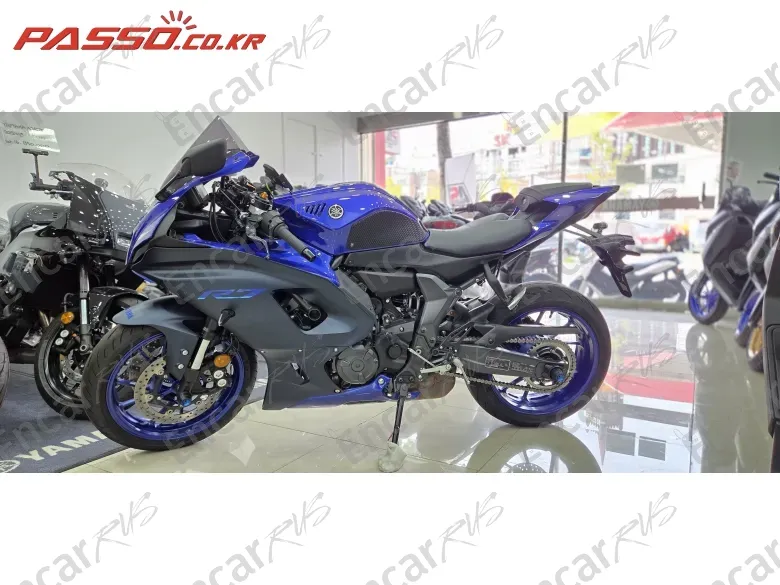 Yamaha Yzf R7 - фото 1
