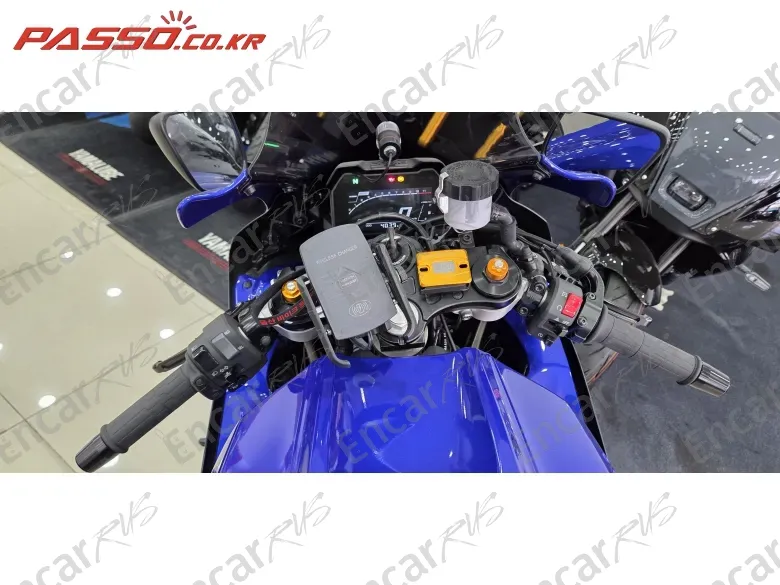 Yamaha Yzf R7 - фото 3