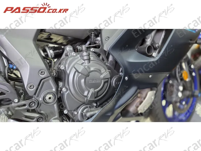Yamaha Yzf R7 - фото 4