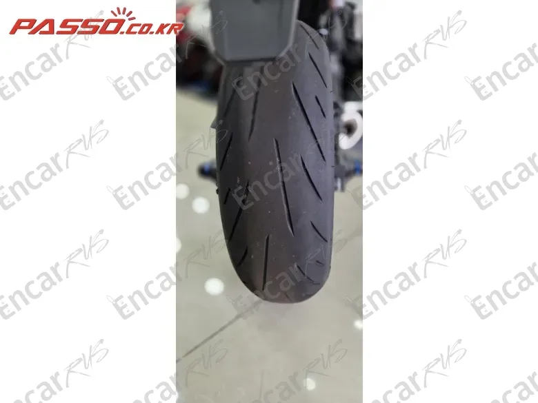 Yamaha Yzf R7 - фото 5