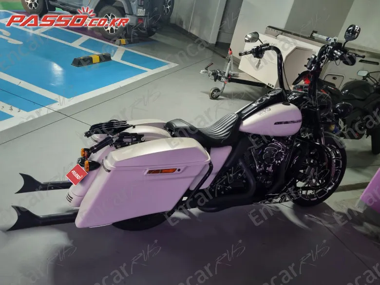 HARLEY-DAVIDSON ROAD KING SPECIAL - фото 0