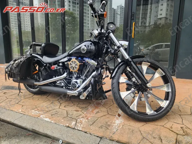 Harley-Davidson Breakout 2015, фото 1
