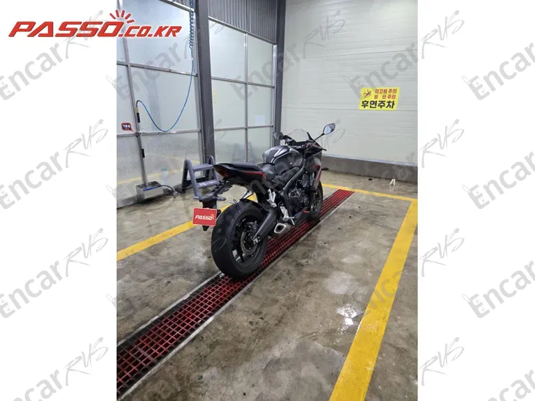 HONDA CBR 650 R ABS - фото 2