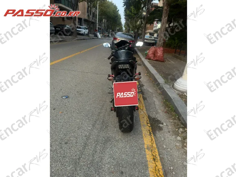 HONDA CBR 650 F - фото 2