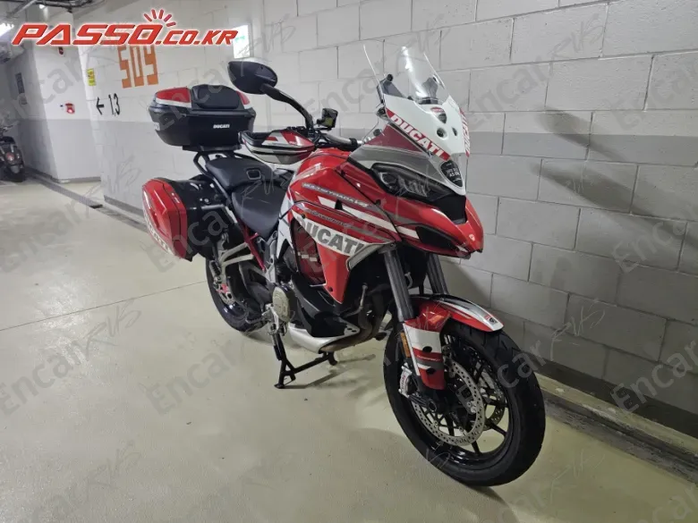 Ducati Multistrada V4 S - фото 0