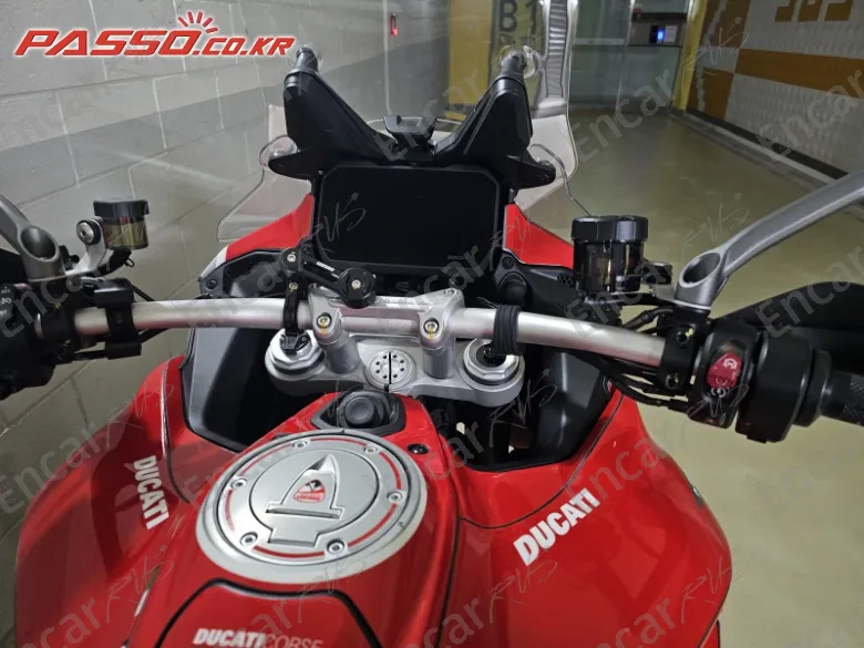 Ducati Multistrada V4 S - фото 3